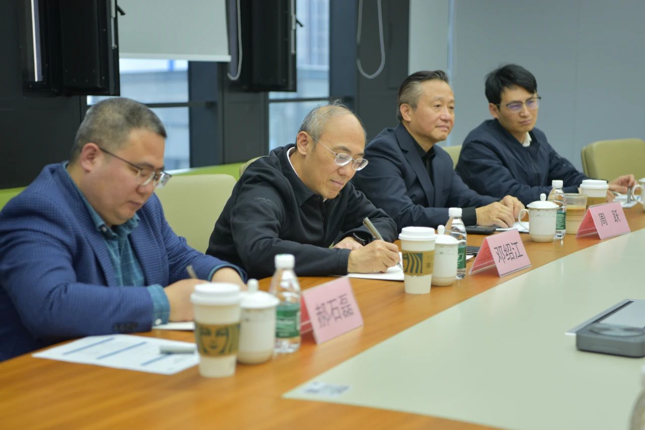 pg�ͽ�Ů��(�ٷ���)�ƽ�/����/���ֹٷ���վ